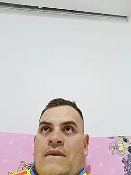 Snapshot of Edwin_Q chatting on June 2026 02:16:02 AM Edwin Q online show from June 2026 02:16:02 AM