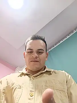 Snapshot of Edwin_Q chatting on June 2026 03:42:02 AM Edwin Q online show from June 2026 03:42:02 AM