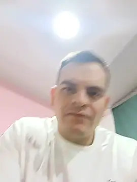 Snapshot of Edwin_Q chatting on July 2026 04:53:01 AM Edwin Q online show from July 2026 04:53:01 AM