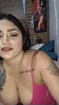 Cristal queen  online show from April 2026 01:48:01 AM