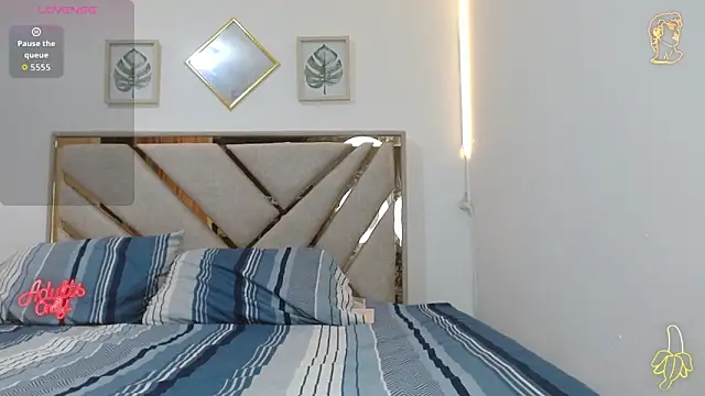 oliver   saint online show from April 2026 11:09:01 PM