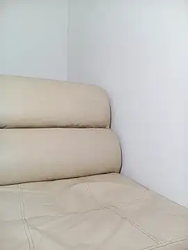 TinnaPeyton online show from March 2026 07:43:02 PM