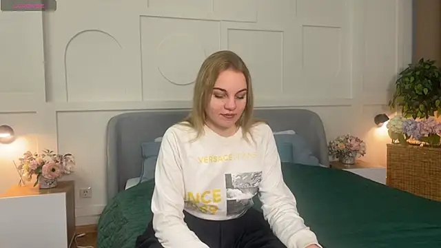 Glow Margo online show from March 2026 01:23:02 AM