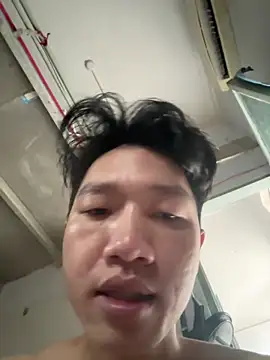 yuici79 online show from February 2026 10:14:02 AM