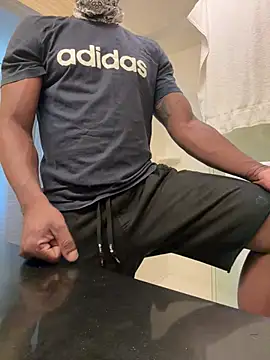 EricSwainn901 online show from July 2026 09:36:02 PM
