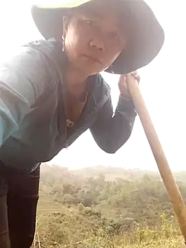 Snapshot of lyly_sexx chatting on March 2026 02:41:01 AM lyly sexx online show from March 2026 02:41:01 AM