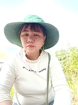 Snapshot of lyly_sexx chatting on April 2026 12:59:02 AM lyly sexx online show from April 2026 12:59:02 AM