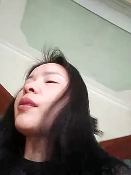 Ivy Trix2 online show from March 2026 03:12:02 AM