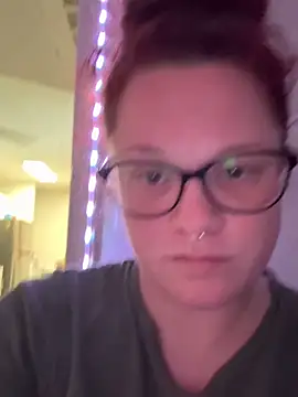 Snapshot of Averyleig chatting on March 2026 07:15:02 PM Averyleig online show from March 2026 07:15:02 PM