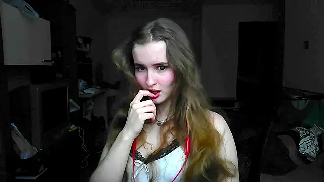 Adelinevibe online show from March 2026 07:10:01 AM