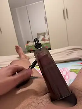 ReyRinaldo online show from February 2026 01:54:02 PM