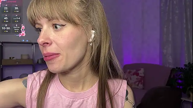 RosaMoore online show from April 2026 07:07:02 PM