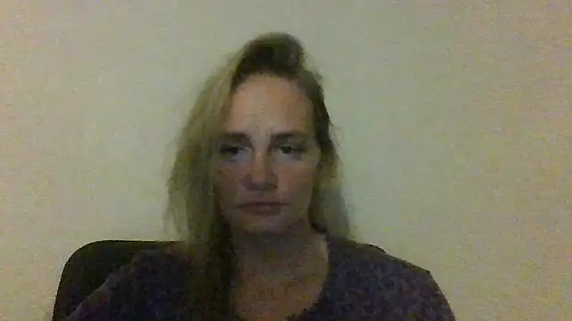 Lisanne30 online show from March 2026 08:33:01 PM