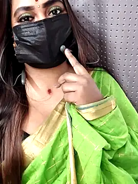 Snapshot of Cutie_Nila chatting on April 2026 05:19:01 AM Cutie Nila online show from April 2026 05:19:01 AM