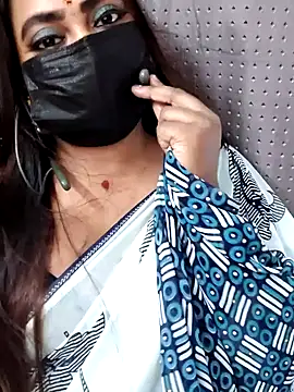 Snapshot of Cutie_Nila chatting on April 2026 05:40:02 AM Cutie Nila online show from April 2026 05:40:02 AM