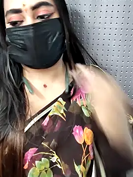 Cutie Nila online show from May 2026 05:48:01 AM