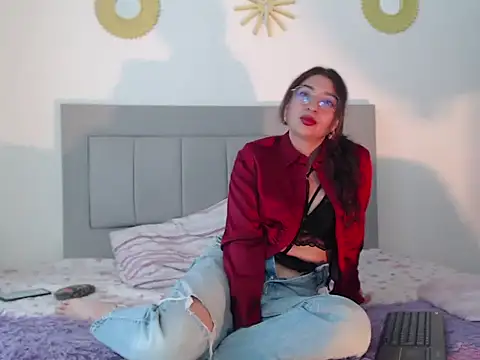 Julietaamado online show from March 2026 02:10:01 PM