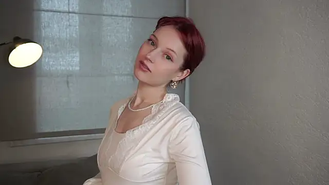 Snapshot of ValeneRomer chatting on March 2026 12:11:01 PM ValeneRomer online show from March 2026 12:11:01 PM