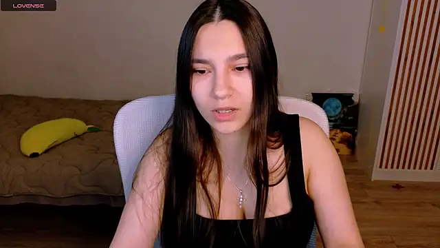 Ari Grend online show from May 2026 09:33:01 PM
