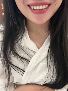 Snapshot of Tinn_tin chatting on June 2026 08:24:01 PM Tinn tin online show from June 2026 08:24:01 PM
