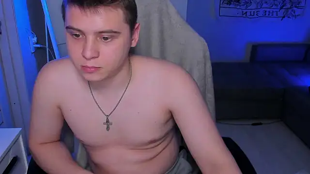 Snapshot of max_sm1th chatting on February 2026 05:33:01 PM max sm1th online show from February 2026 05:33:01 PM