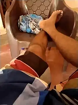 sathish2895 online show from April 2026 09:11:02 AM