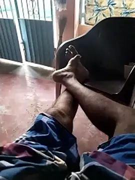 sathish2895 online show from April 2026 12:25:02 PM