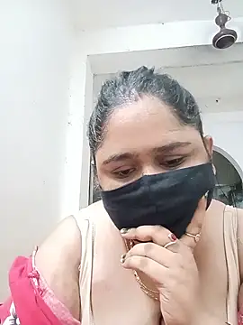 Snapshot of diyadey chatting on May 2026 11:03:02 PM diyadey online show from May 2026 11:03:02 PM