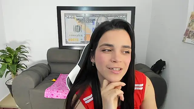 LucianaMoreaux online show from March 2026 09:43:02 PM