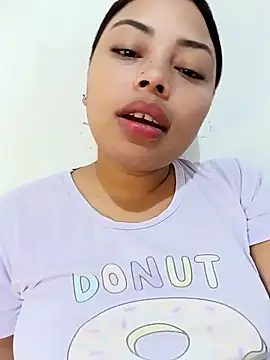 Naomi Summer  online show from February 2026 02:43:01 AM