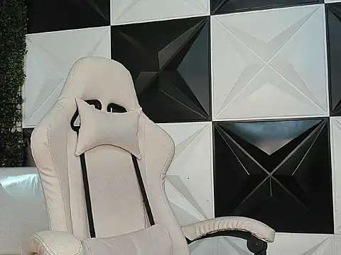 Snapshot of Damondark chatting on March 2026 08:15:01 PM Damondark online show from March 2026 08:15:01 PM