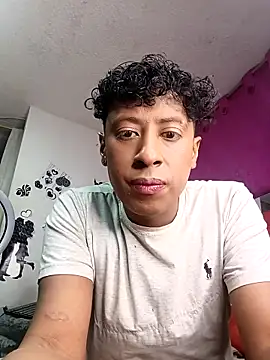 Snapshot of James_large_cock chatting on March 2026 09:16:01 AM James large cock online show from March 2026 09:16:01 AM