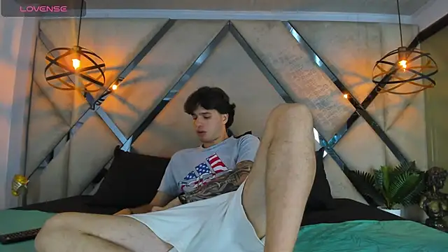 EXCLUSIVE8 online show from March 2026 04:16:01 AM