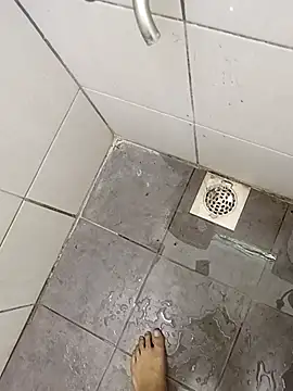 mrnaked online show from February 2026 06:01:02 AM