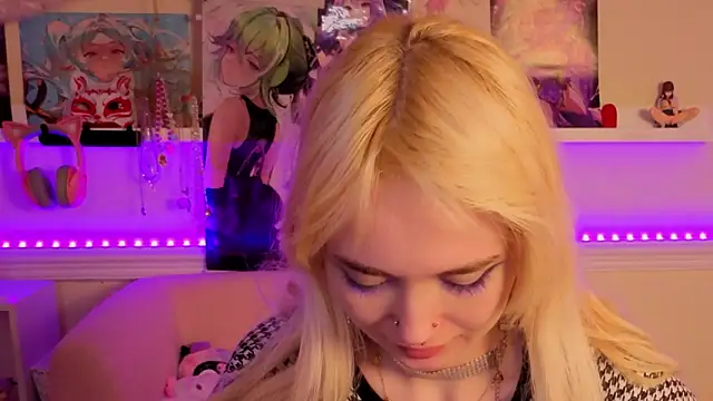 Snapshot of Iris_Ivory chatting on March 2026 07:21:01 AM Iris Ivory online show from March 2026 07:21:01 AM