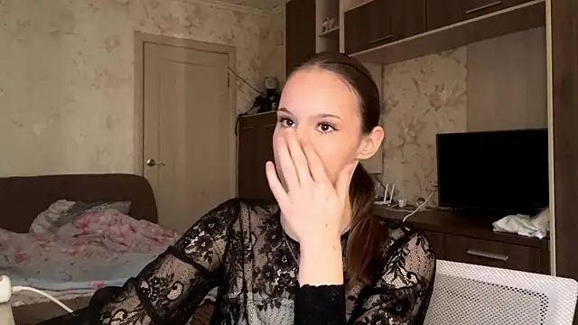 Snapshot of PrettyReal chatting on March 2026 08:10:02 AM PrettyReal online show from March 2026 08:10:02 AM