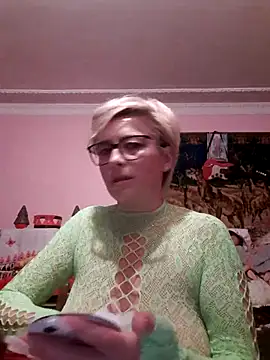 LunaBlaise online show from June 2026 05:50:01 PM