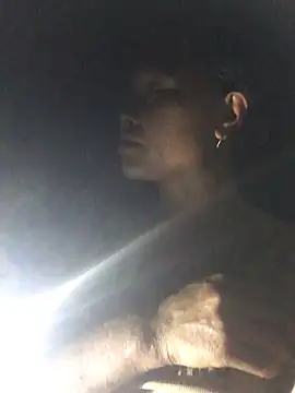 Snapshot of muimui990 chatting on March 2026 01:29:02 PM muimui990 online show from March 2026 01:29:02 PM