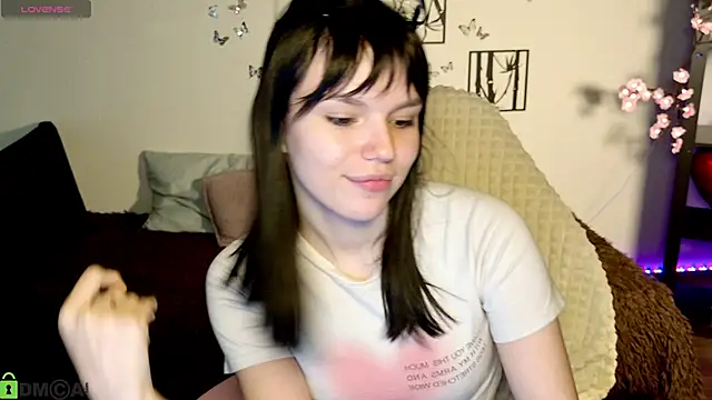 Snapshot of JanetCensley chatting on May 2026 09:37:02 AM JanetCensley online show from May 2026 09:37:02 AM