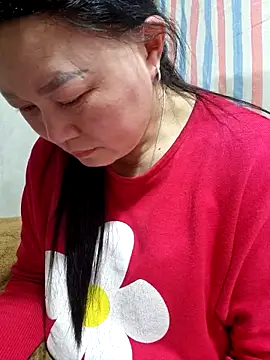 Snapshot of phay79 chatting on February 2026 01:49:01 AM phay79 online show from February 2026 01:49:01 AM