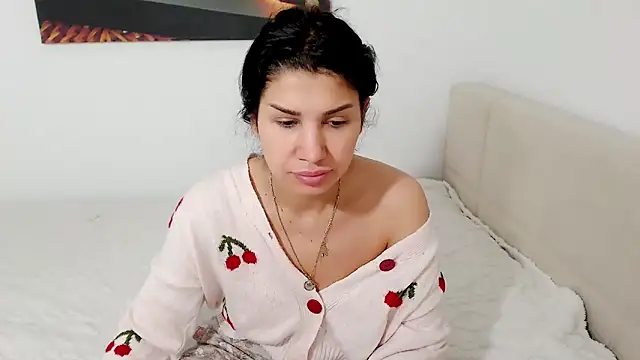 NickyHotXO online show from April 2026 04:15:01 AM