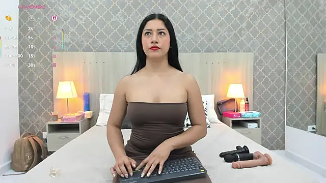 Snapshot of martina_ayala chatting on May 2026 11:20:01 AM martina ayala online show from May 2026 11:20:01 AM