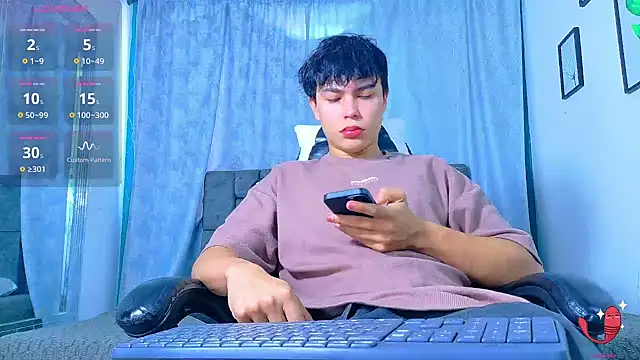 Snapshot of Dantekent chatting on May 2026 01:41:01 PM Dantekent online show from May 2026 01:41:01 PM