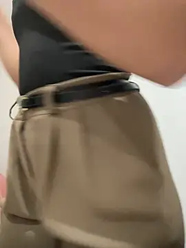 Luarin online show from February 2026 11:28:02 PM