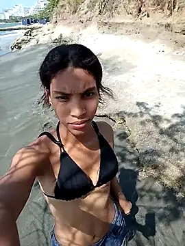 ginevere 20 online show from March 2026 06:58:01 PM