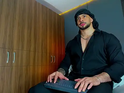 massimo visconti online show from March 2026 03:03:02 AM