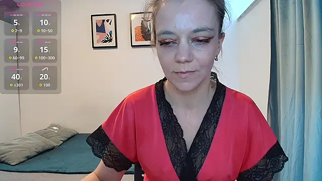 Snapshot of Yana-XX chatting on July 2026 05:04:02 PM Yana-XX online show from July 2026 05:04:02 PM