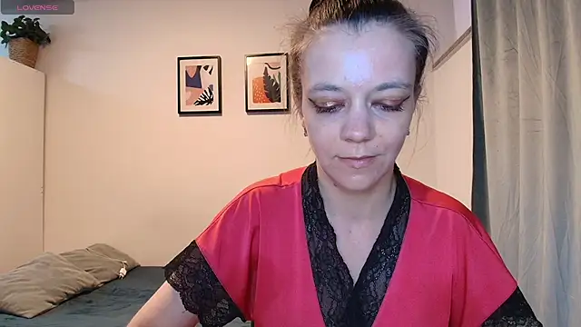 Snapshot of Yana-XX chatting on July 2026 07:05:02 PM Yana-XX online show from July 2026 07:05:02 PM