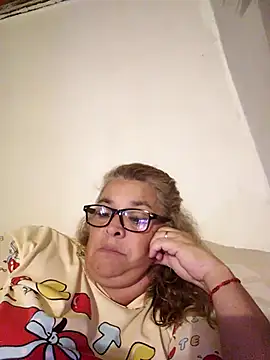 momismilf544 online show from April 2026 05:30:01 AM