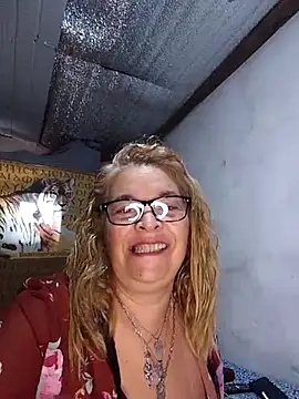 momismilf544 online show from May 2026 02:22:01 PM